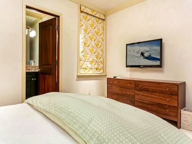 The Ultimate Accommodation Exceptional Interior Posh !